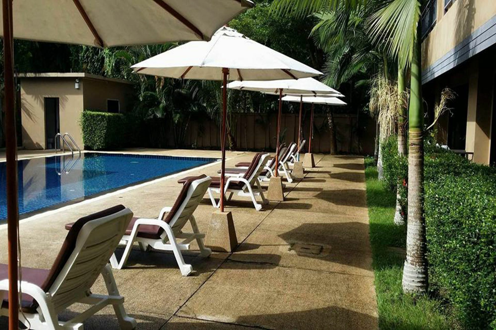 Naiyang Beach Hotel Sha Plus Phuket Extérieur photo